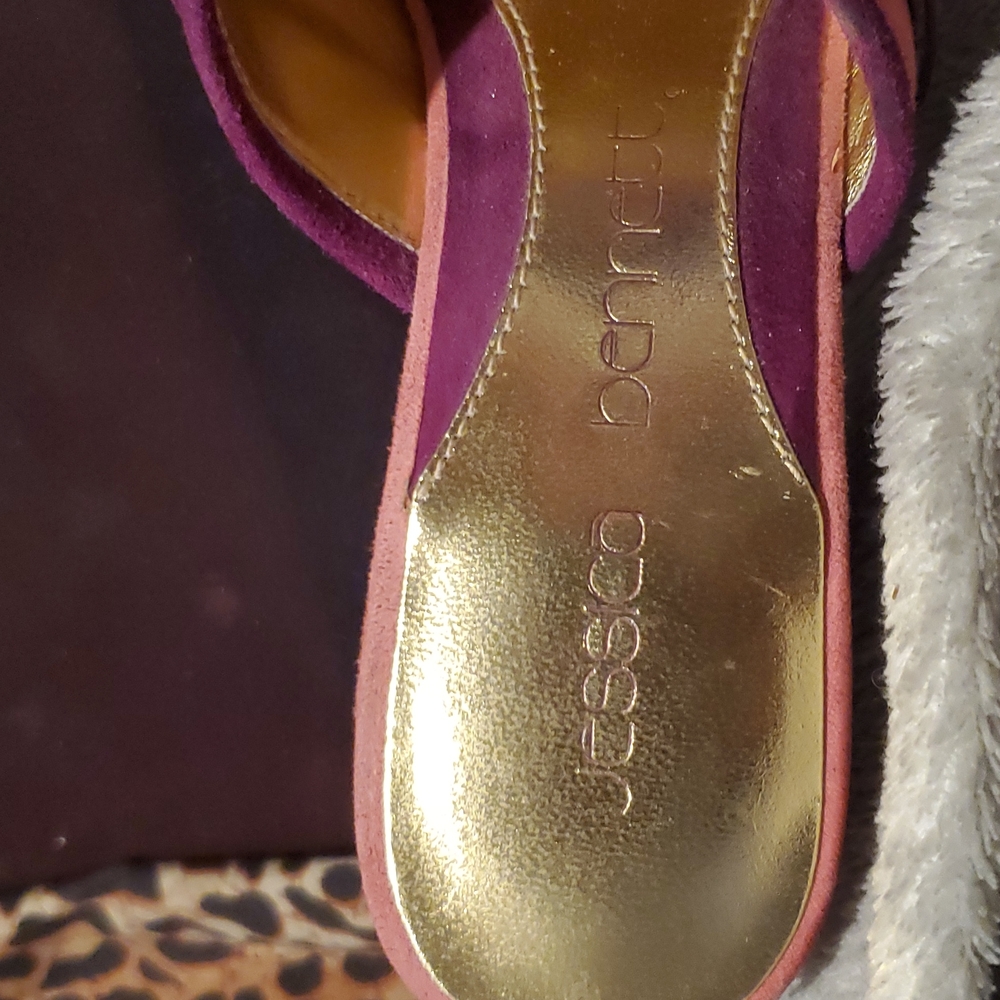 Shoes - Picture 4 of 5